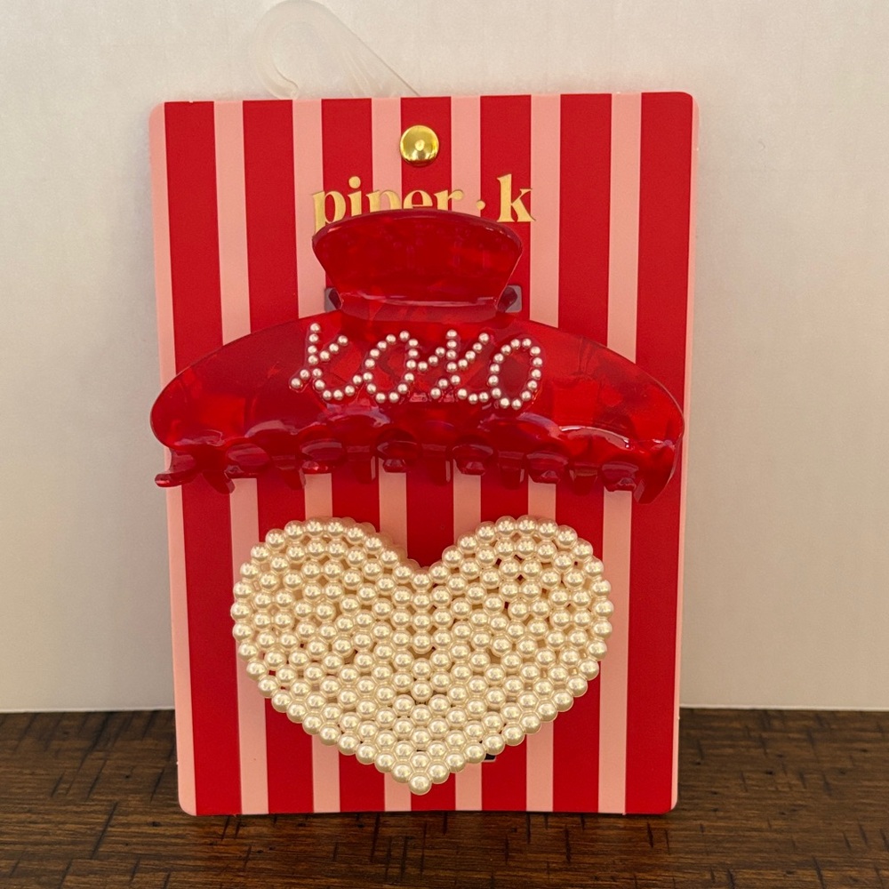 ☀️Piper K Red and Pearl Hair Clips